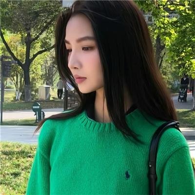 公寓里的两个女人